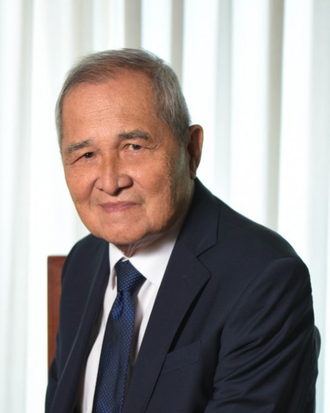 CESAR A. BUENAVENTURA