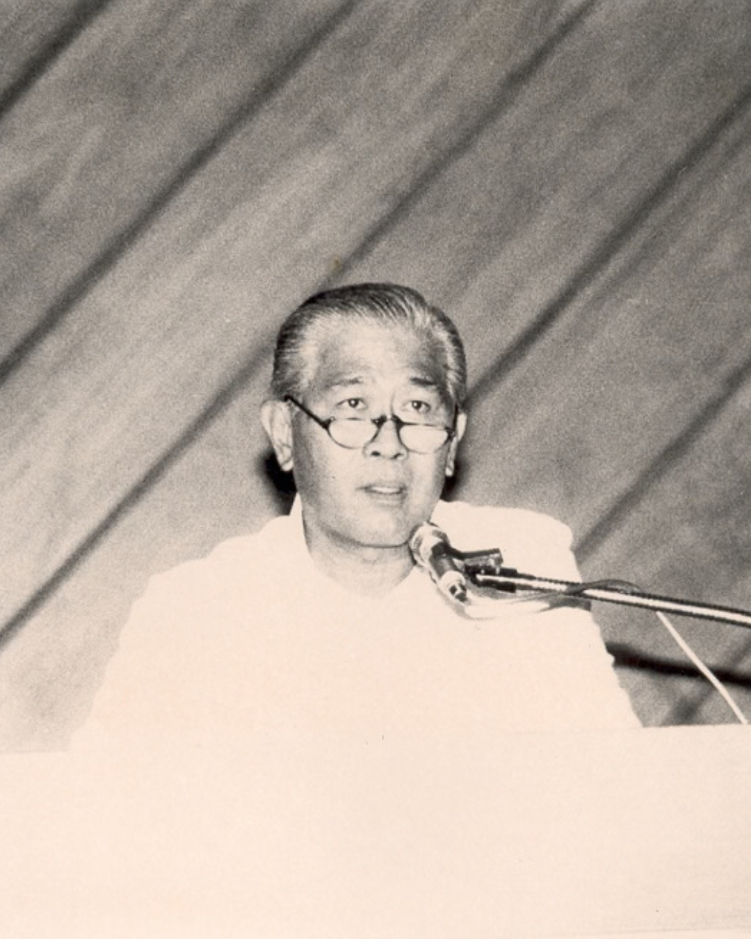 VICENTE T. PATERNO